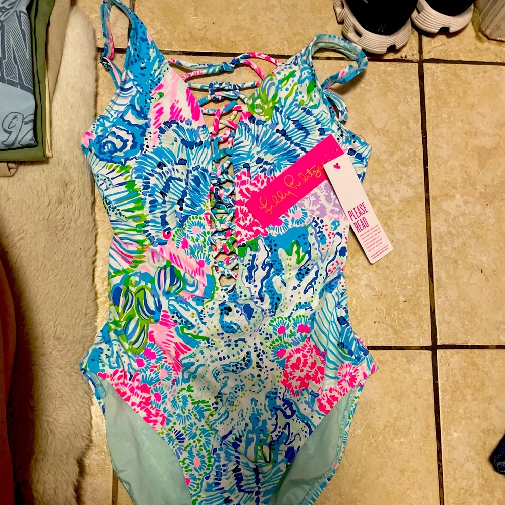 Lilly Pulitzer bet swim Suit